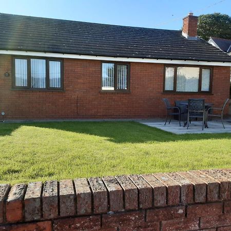 3-Bed Bungalow Near Conwy Valley Close To Castle Colwyn Bay Eksteriør bilde